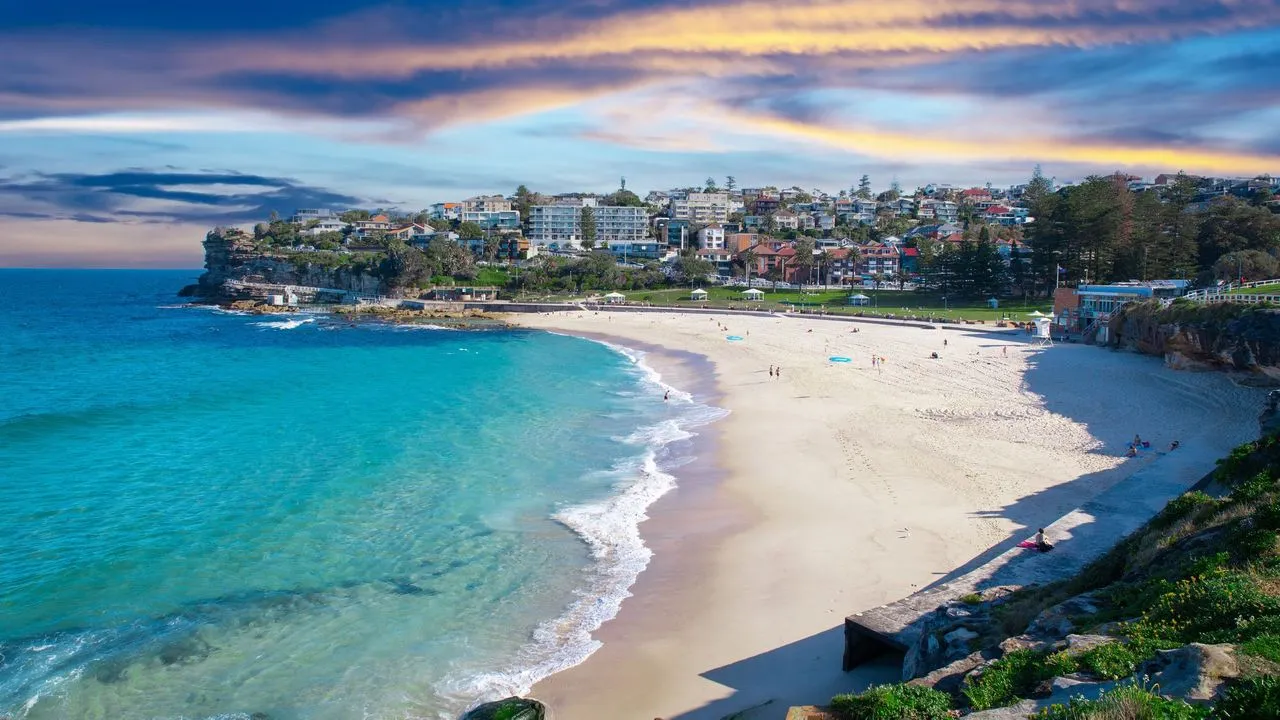 Paket Tour Murah Winter School Holiday Sydney Opera House, Bondi Beach, State Library.