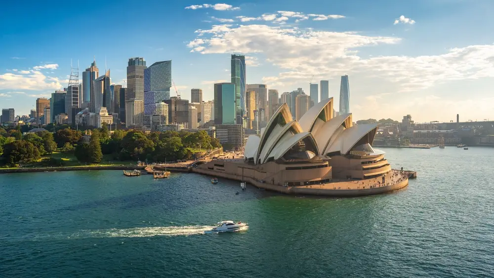 Paket Tour Murah Winter School Holiday Sydney Opera House, Bondi Beach, State Library.