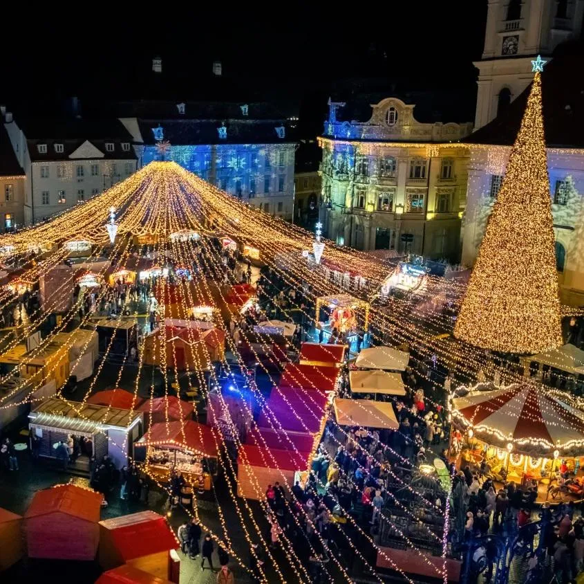 Paket Tour Murah Beautiful Balkan 9 Countries Christmas Market Europe BMM Travel.