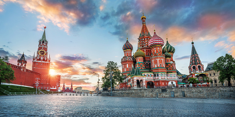 paket tour rusia, paket tour beijing, winter trip rusia, aurora hunting, moskow, st petersburg
