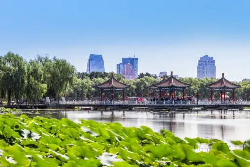 tour harbin 2026, paket wisata harbin, ice and snow world, snowtown china, volga manor, liburan musim dingin china