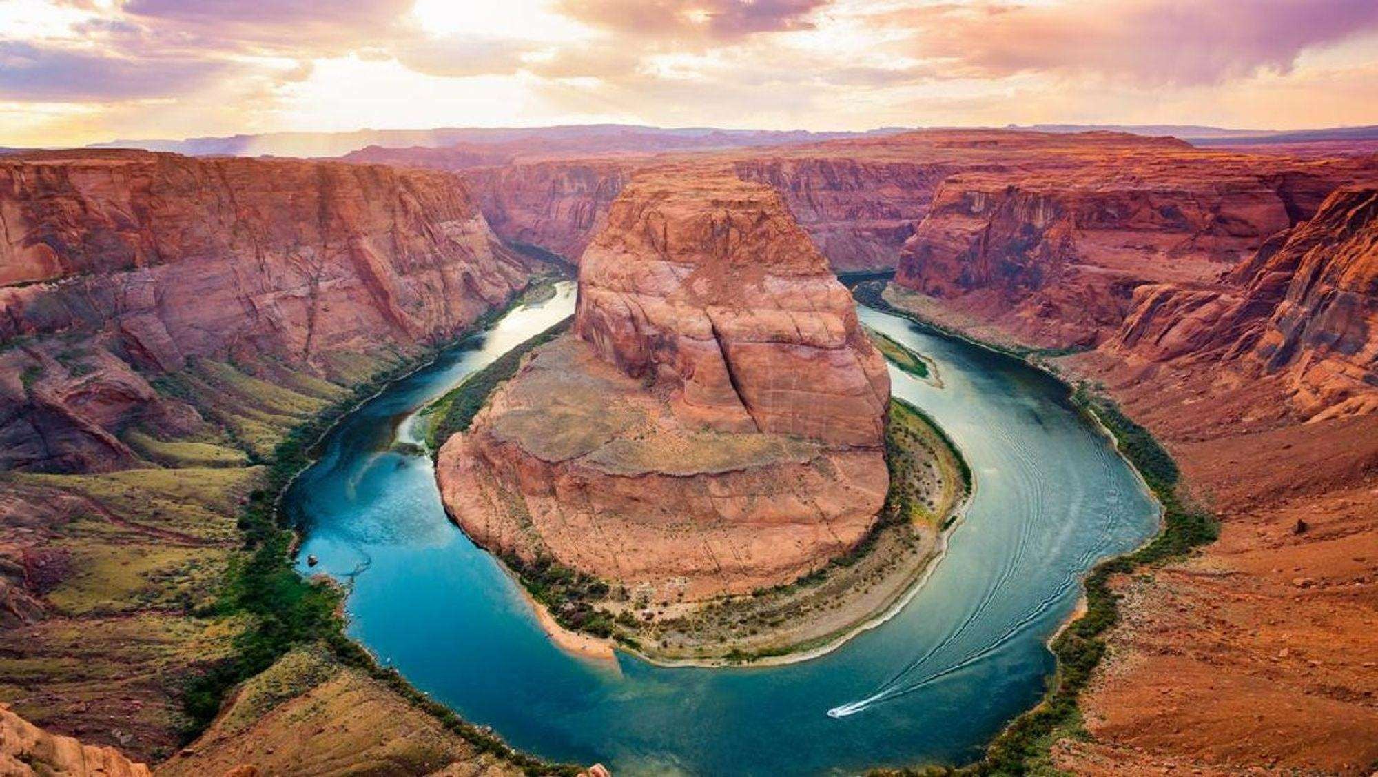Paket Tour Lebaran China 2025, Wisata Zhangjiajie Jiuzhaigou Shanghai, Promo BMM Travel, Liburan Murah Beijing Disneyland.