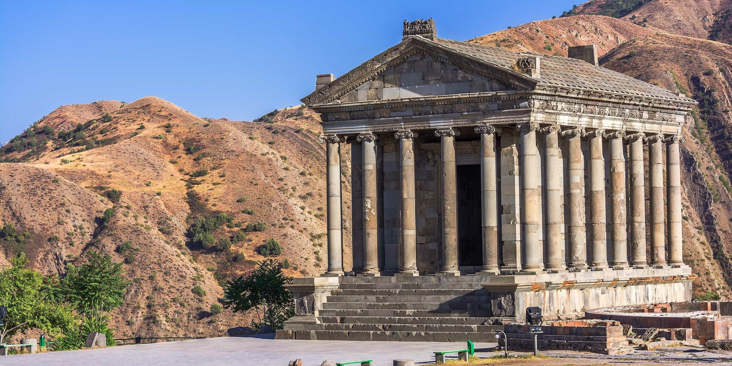 Paket Tour Murah Rusia di Azerbaijan, Georgia, & Armenia