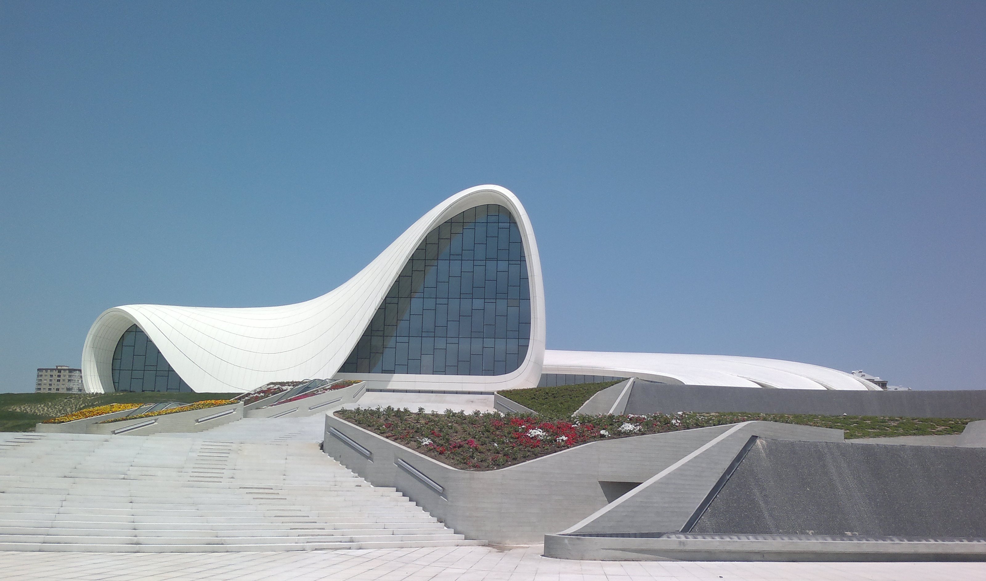 Paket Tour Murah Caucasus Azerbaijan Georgia Armenia Baku Flame Towers Heydar Aliyev Center.