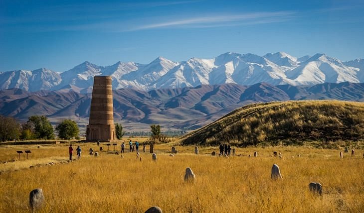 Paket Tour Murah Kyrgyzstan Ala Archa National Park Issyk Kul Lake Burana Tower.